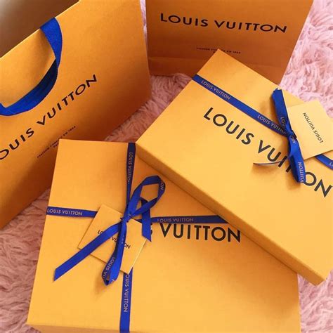 louis vuitton gifts under $400|Louis Vuitton under 300.